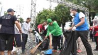 Bupati Sidoarjo Kerahkan ASN Pungut Sampah Pasca Resepsi Puncak Harlah 1 Abad NU