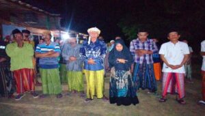 Haru, Seorang Janda Tua di Pajeruan Diberangkatkan Umroh oleh Bupati Sampang