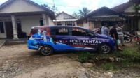 Mobil Parpol Ramai-ramai Diamankan Jemaah Pengajian Isra Mikraj di Desa Lampeji Jember, Ada Apa ?