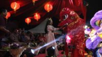 Ribuan Warga dan Etnis Tionghoa Tumpah di Sepanjang MH Thamrin Kenang Tradisi Perayaan Cap Go Meh 2023