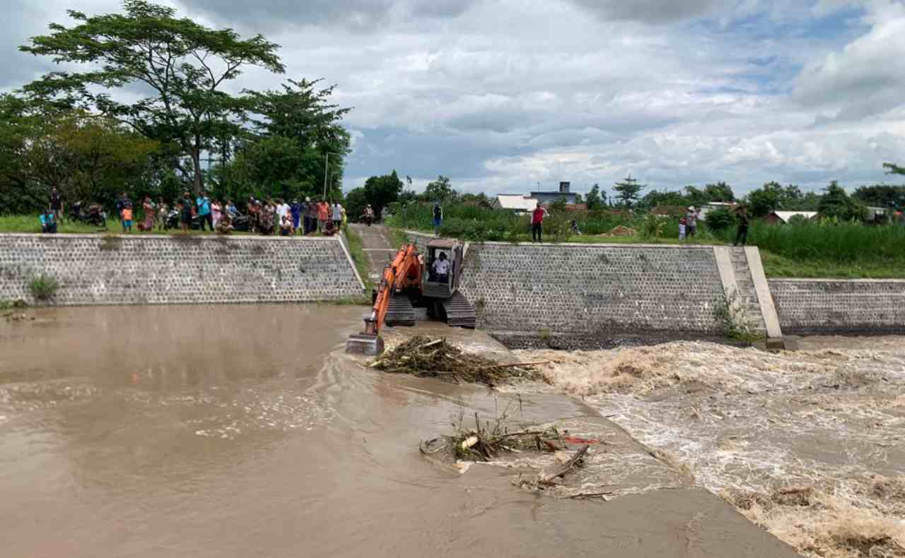 Sampah Sungai Konto