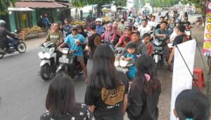 Manisnya Toleransi Umat Kristiani di Jombang, Bagikan Ratusan Takjil Ramadan