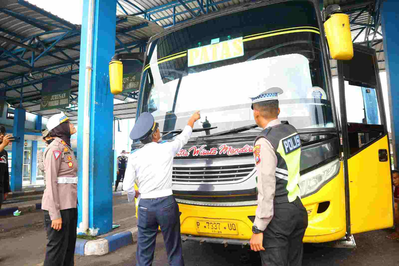 Cek angkutan lebaran