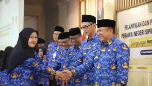 Bupati Jember Lantik Ratusan PNS dan Jabatan Fungsional Tenaga Kesehatan