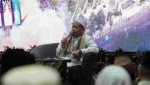 Pemkot Batu Hadirkan Mbah Bolong di Peringatan Malam Nuzulul Qur’an
