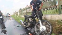 Motor Pemuda di Jombang Tiba-tiba Terbakar, Untungnya Pengemudi Langsung Melompat