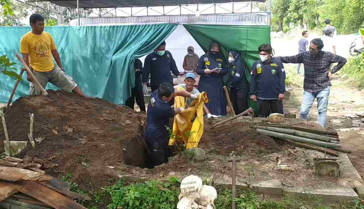Makam pensiunan Polres