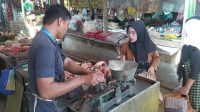 Duh, Harga Daging Ayam dan Telur di Jombang Bikin Pedagang dan Pembeli Mengeluh