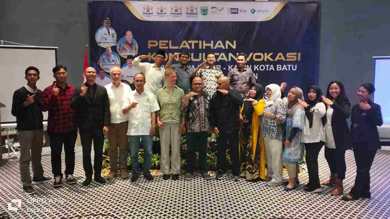 Kadin Kota Batu