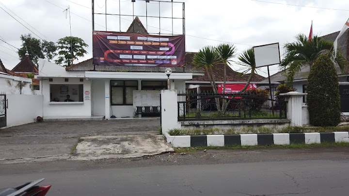 KPU Lumajang sepi