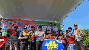 Polres Lumajang Beri Doorprize SIM Gratis di Acara May Day