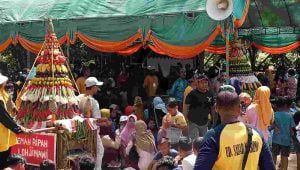 Sedekah Bumi, Uri-uri Budaya Setahun Sekali