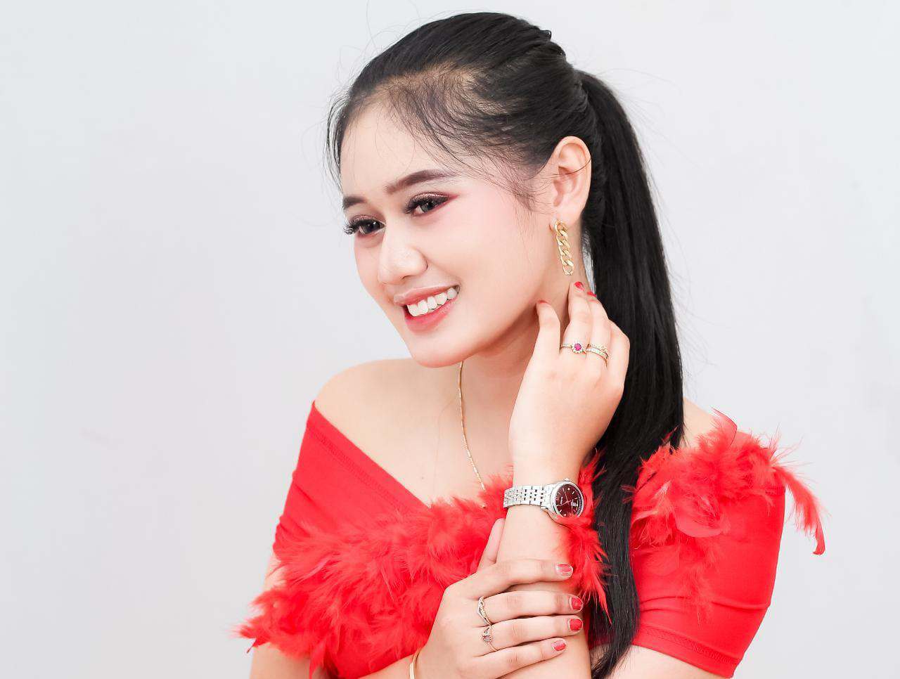 Adis Adelia