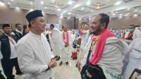 Sapa Langsung Jemaah Haji Surabaya, Eri Cahyadi Titip Doa untuk Kerukunan Surabaya