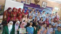 Mahasiswa FKK Unusa Kenalkan Pijat Laktasi Pada Mahasiswa Thailand