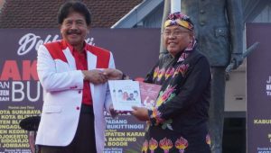 Hadiri Acara Jaket Bung Karno, Wali Kota Blitar Ingatkan Jasmerah