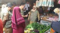 Sidak Pasar Dekati Idul Adha, Petugas Temukan Bapok Tinggi di Pasar Tradisional Jombang