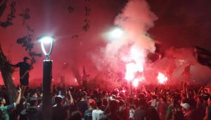 Rayakan Ultah Persebaya Ribuan Bonek Padati Jalanan di Kota Surabaya