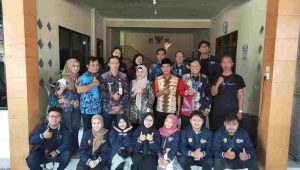 Sambut Era Digitalisasi, Diskominfo Bondowoso Gandeng KKN Unej Bina Komunitas Informasi Masyarakat