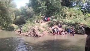 Setelah 2 Jam Pencarian, Bocah Tenggelam di Sungai Jombang Ditemukan Tewas