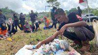 Anniversary Fugana IV, Ratusan Relawan Serbu Pantai Klatak Tulungagung