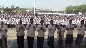 Ratusan Ribu Pelajar di Jombang Pecahkan 3 Rekor MURI