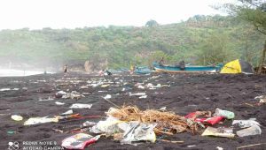 Pantai Dampar Kumuh, Wisatawan Menjauh