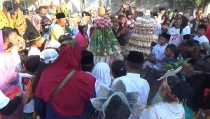 Melihat Keseruan Warga Kepatihan Jombang Sambut 1 Muharam