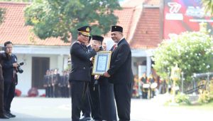 Raih Tanhana Dharma Mangrva dari Polda Jatim, Ketua DPRD Kota Malang: Kita Terus Berkolaborasi