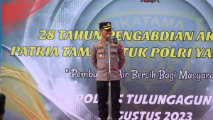Waka Polres Tulungagung Berangkatkan Bantuan Air Bersih 28 Tahun Pengabdian Akpol 1995