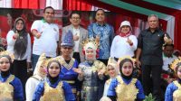 Karnaval Budaya Blora Pukau Anggota DPR RI