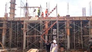DPRD Blitar Tinjau Pembangunan Gedung ICU RSUD Ngudi Waluyo Guna Percepat Yankes