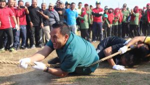 Bupati Blora dan Forkopimda Gelimpangan Saat Lomba Tarik Tambang