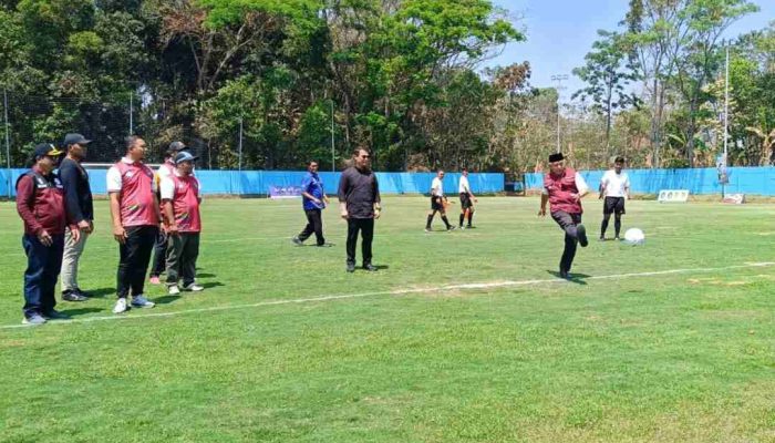 Buka Liga Pelajar, Bupati Malang Berharap Lahir Bibit Pemain Bola Terbaik