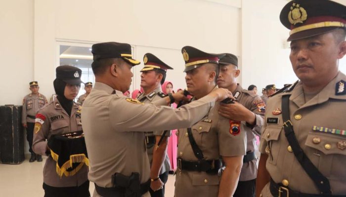 Kapolres Blora Pimpin Sertijab Kapolsek dan Kasatlantas