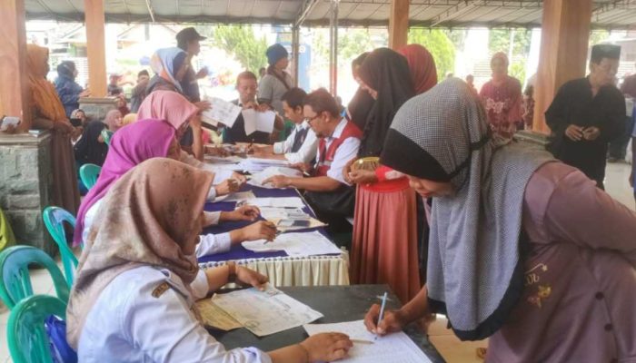 Pemkab Jember Salurkan BLT DBHCHT Senilai Rp894 Juta di Mumbulsari