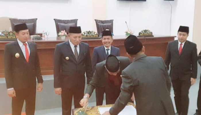 DPRD Umumkan Akhir Masa Jabatan Bupati dan Wabup Sampang