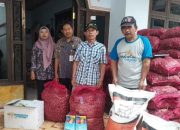 Pemkab Lumajang Sosialisasi DBHCHT dan Gelontor Bibit Bawang Merah