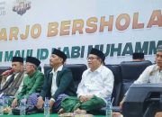 Ribuan Jamaah Masjid Agung Berselawat, Ketua DPRD Sidoarjo Beri Apresiasi
