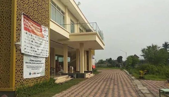 Pembina Yayasan Fastabiqul Khairat Lumajang Bantah Mosi Tidak Percaya
