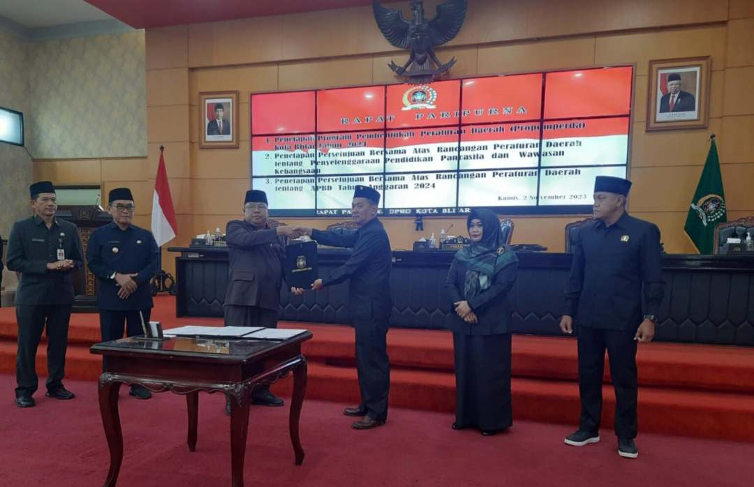Wali Kota Blitar Santoso