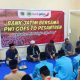 Goes to pesantren