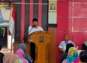 Wali Kota Blitar Gerojok Bantuan 1.335 KRS di Sanan Wetan