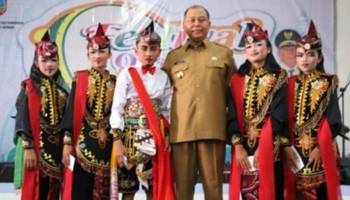 Pj Bupati Sugiat Buka Festival Qasidah Tingkat Pelajar SMP se- Jombang