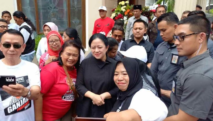 Puan Maharani Resmikan Kantor Pemenangan Jatim Ganjar-Mahfud