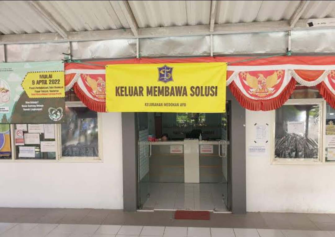 Lurah Medokan Ayu