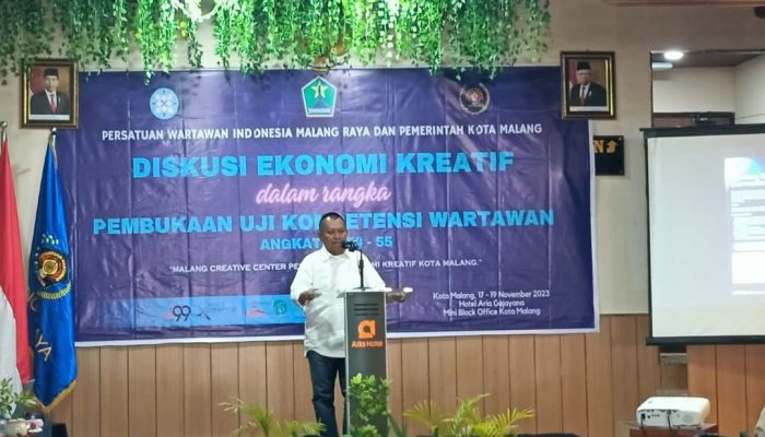 UKW Angkatan 54-55, Ketua PWI Jatim: Peran Penting Wartawan Tangkal Hoak