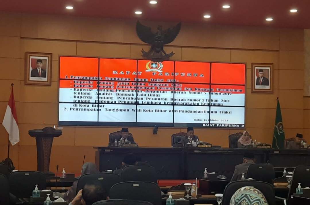 Rapat Paripurna DPRD Blitar