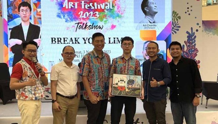 Pelukis asal Surabaya Vincent Prijadi Pameran di Art Festival 2023