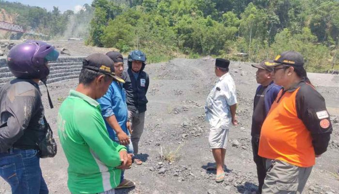 Peringati Hari Pahlawan, Pendekar Lumajang Tanam 1000 Pohon